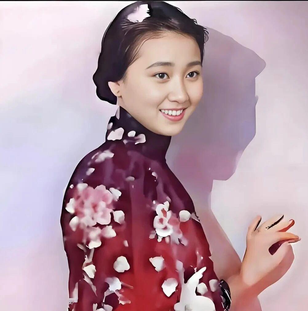必威体育官方入口-钱学森夫人蒋英的罕见照片，美的不可方物